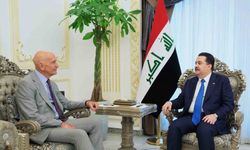 Irak Başbakanı Sudani, ABD’nin Suriye Özel Temsilcisi Barrack ile bir araya geldi