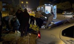 Kontrolden çıkan otomobil refüje çarptı: 1 yaralı