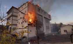 Müstakil evde çıkan yangın paniğe neden oldu