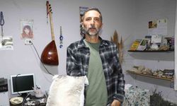 Uyku problemine karşı duyarsız kalamadı, Sivas’ın doğal taşları ile radyasyon savar yastık geliştirdi