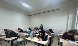 Vanlı öğrenciler ve yetişkinler kitap okuma yarışmasında buluştu