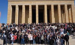 Yüzlerce Bilecikli anıtkabir ve tarihi yerleri ziyaret etti