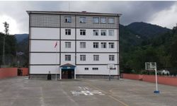 Rize'de 8 okula " Mavi Yeşil Belge" verildi