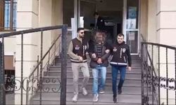 10 yıldır firari olan şüpheliyi polis yakaladı