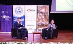 11. Girişimcilik ve Liderlik Programı iş dünyasının profesyonellerini gençlerle buluşturdu