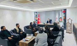 Aküzüm, kadın çalışanları ağırladı