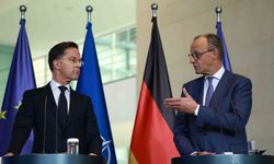 Almanya Başbakanı Merz: "Toprak tavizine cevap vermesi gerekenler öncelikle Ukrayna Başkanı ve halkıdır"