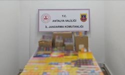 Antalya’da kaçak bin 660 adet elektronik sigara ve 7 bin 500 paket sigara ele geçirildi