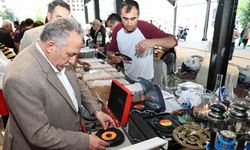 Antikacılar kendi yerinde kendi gününde