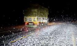 Ardahan’da kar yağışı ulaşımı olumsuz etkiledi