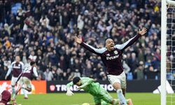 Arsenal, Aston Villa deplasmanında son dakikalarda kaybetti