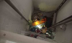 Asansör boşluğuna düşen işçi yaralandı