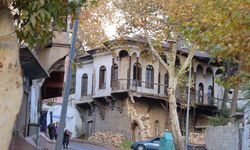 Asırlık tarihi evler restorasyon bekliyor