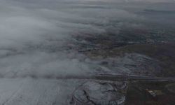 Aynı rakımda kar ve sis