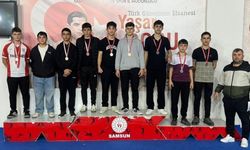 Ayvacık’ta güreş kursu meyvelerini veriyor