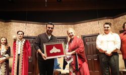 Bağcılar Belediyesi’nin hazırladığı prömiyer izleyicilerden tam not aldı