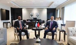 Bakan Fidan, Somali Limanlar ve Deniz Ulaştırma Bakanı Nur ile bir araya geldi