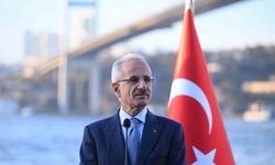 Bakan Uraloğlu: "Kasım ayında limanlarımızda elleçlenen yük miktarı 46 milyon 863 bin 236 ton olarak gerçekleşti"