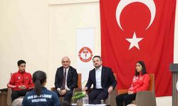 Bakan Yardımcısı Eminoğlu, Muş’ta sporun geleceğini gençlerle konuştu