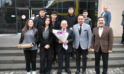 Başkan Büyükkılıç'tan lise öğrencilerine 'kariyer' ve 'gelecek' tavsiyeleri