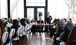 Başkan Taşkın, AK Parti Kadın Kolları Mahalle Başkanları toplantısına katıldı