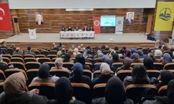 Bayburt’ta insan hakları konulu panel düzenlendi
