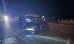 Bayramiç’te otomobille motorsiklet çarpıştı: 3 kişi yaralandı