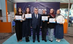 BEUN Öğrenci Topluluklarının ÜNİDES başarısı sertifika töreniyle taçlandırıldı