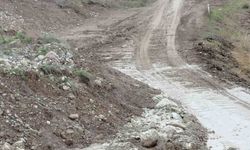 Beypazarı-Adaören yolu heyelan nedeniyle trafiğe kapatıldı