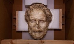 Boubon’un Kayıp İmparatoru, Mermer Demosthenes Başı ve düver pişmiş toprak levhaları Türkiye’ye dönüyor