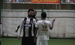 Bu maçta pas işaret dili ile isteniyor, ‘gol’ sesi çıkmıyor