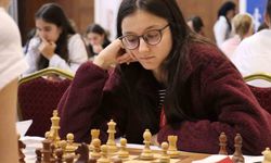 Bursa Büyükşehir Belediyesporlu Arya Aydoğan dünya 4.'sü oldu