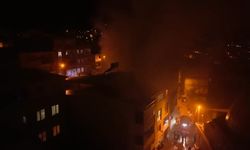 Bursa'da apartmanın deposunda çıkan yangın paniğe neden oldu: 1 kişi hastaneye kaldırıldı