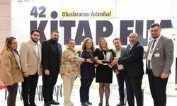 Büyükçekmece Belediyesi, TÜYAP Kitap Fuarı’nda edebiyatseverleri yazarlarla bir araya getirdi