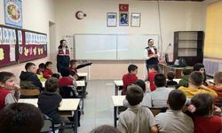 Çanakkale’de jandarma ekipleri KADES ve güvenlik hakkında bilgilendirdi