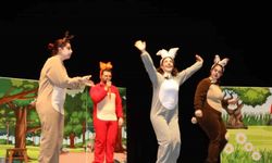 Çayırova’da çocuklar tiyatroyla buluştu