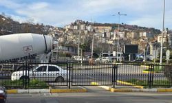 Çevre yolunda önlem alındı, yayalar üst geçide yönlendiriliyor