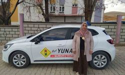 Çocukluk hayali olan ehliyete 60 yaşında kavuştu