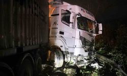 D-650 kara yolunda zincirleme kaza: 12 yaralı