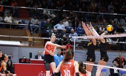 Eczacıbaşı Dynavit, Göztepe’ye set vermedi