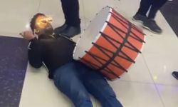 Elazığ’da düğünde davulcu performansı