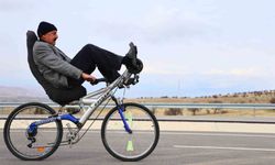 Elazığ'da ilginç bisiklet tasarımı: Polisler bile durdurup inceliyor