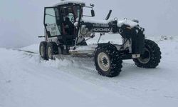 Elazığ'da kapalı köy yolu 111 oldu, ekipler çalışmalarını sürdürüyor