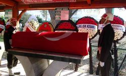 Emekli Tümgeneral Gürsel Öztürk Antalya’da son yolculuğuna uğurlandı