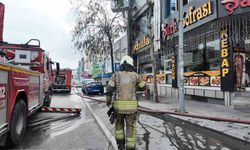 Esenyurt’ta iş hanında korkutan yangın