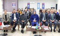 Genç kadınlar dijital dünyada güçleniyor