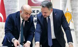 Gençlik ve Spor Bakan Yardımcısı Eminoğlu, AK Parti Eskişehir Teşkilatı ile istişarede bulundu