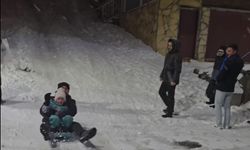 Giresun’da sahilde yağmur, yüksek kesimlerinde kar yağışı etkili oluyor