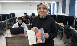 Hayat hikâyesiyle örnek oluyor, geleceğin tasarımcılarını yetiştiriyor