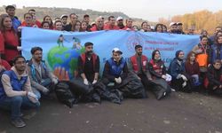 Hevsel Bahçeleri’nde çevre temizliği etkinliği